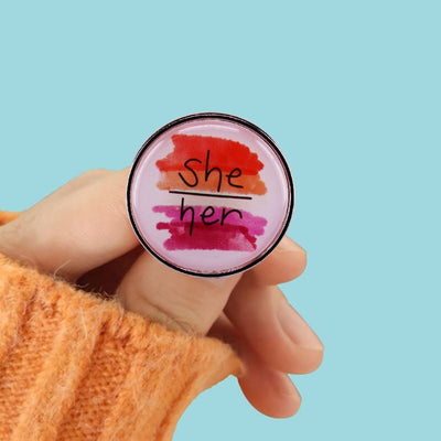 LGBT Rainbow Badge Lesbian Metal Lapel Heart Pin Valentine's Day Gift.